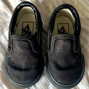 Black Vans size C4